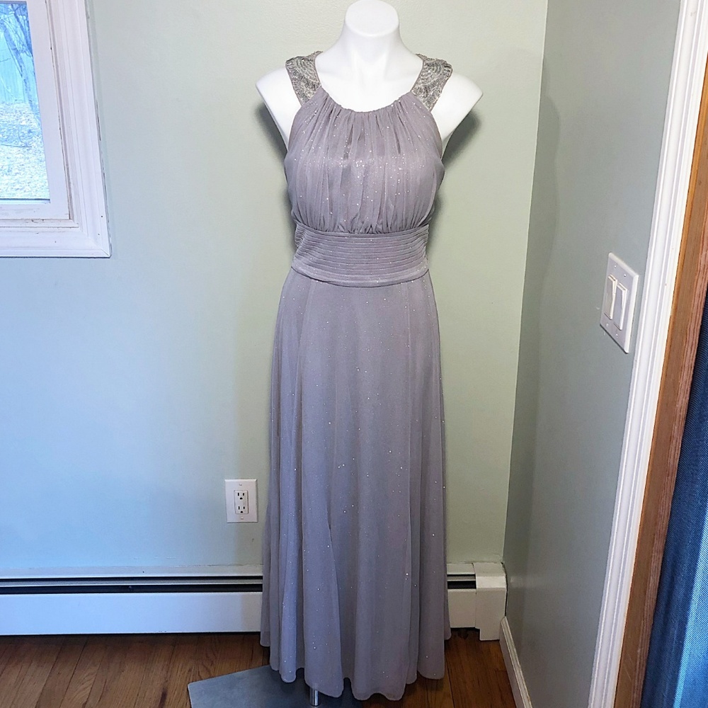 🚫SOLD🚫Cachet Sleeveless Bead Strap Glitter Gown - Picture 2 of 7